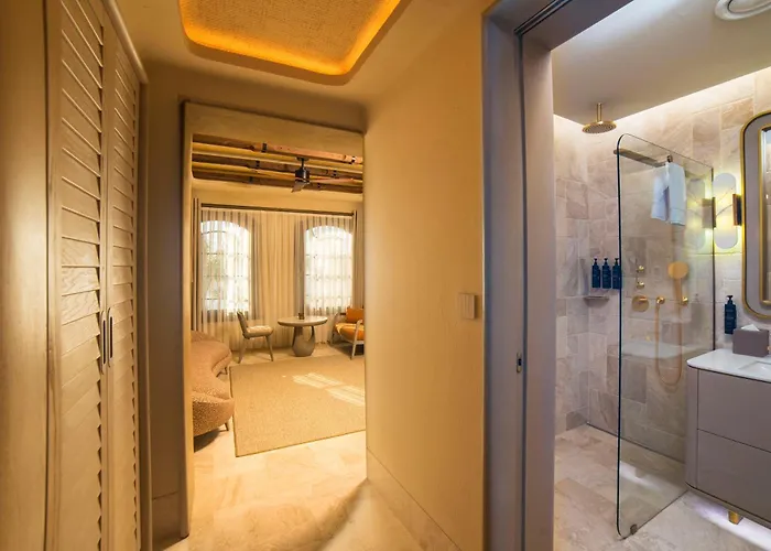 Cunda Callisto & Adult Only 14